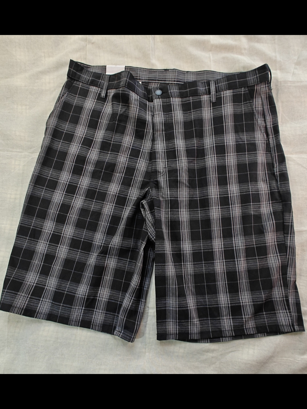 Dickies Black and Gray Plaid Flat-Front Shorts Flex Size 42
